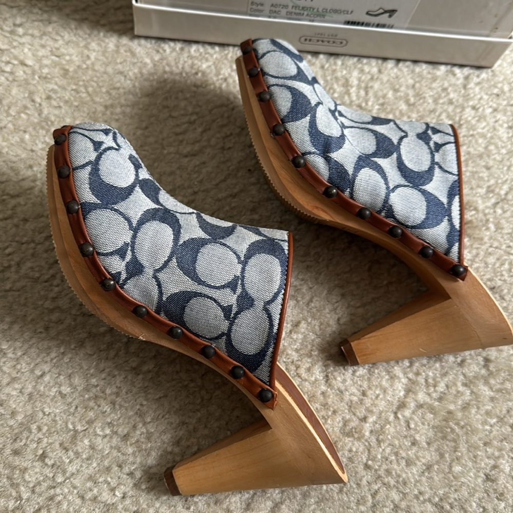 COACH Felicity Womens Signature Clog Mules Studded Closed Toe Shoes NIB